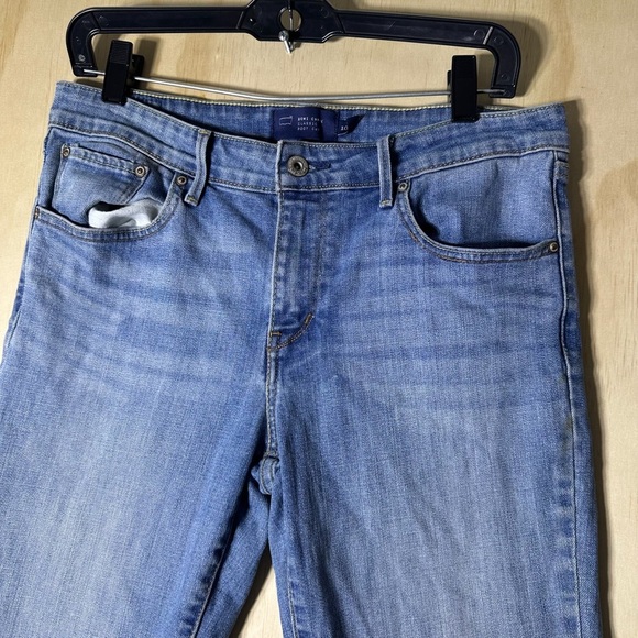 Levi’s Demi Curve Classic Bootcut Jeans Size 10/30 - Picture 2 of 9